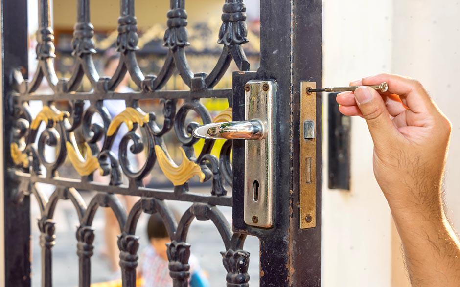 ouverture de porte claquée serrurier Rosny-sous-Bois