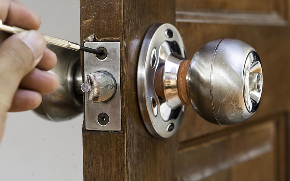 ouverture de porte claquée serrurier Rosny-sous-Bois